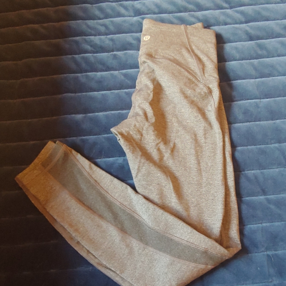 Awesome fit full Lululemon legging